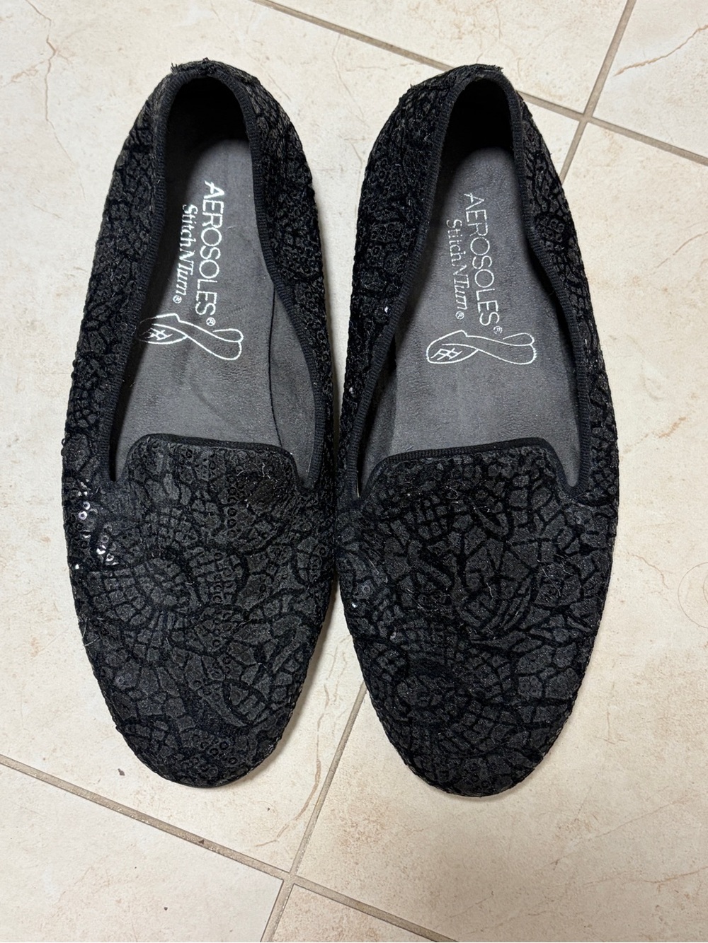 AEROSOLES Betunia Black Lace Floral Pattern Slip-On Loafer Flats
